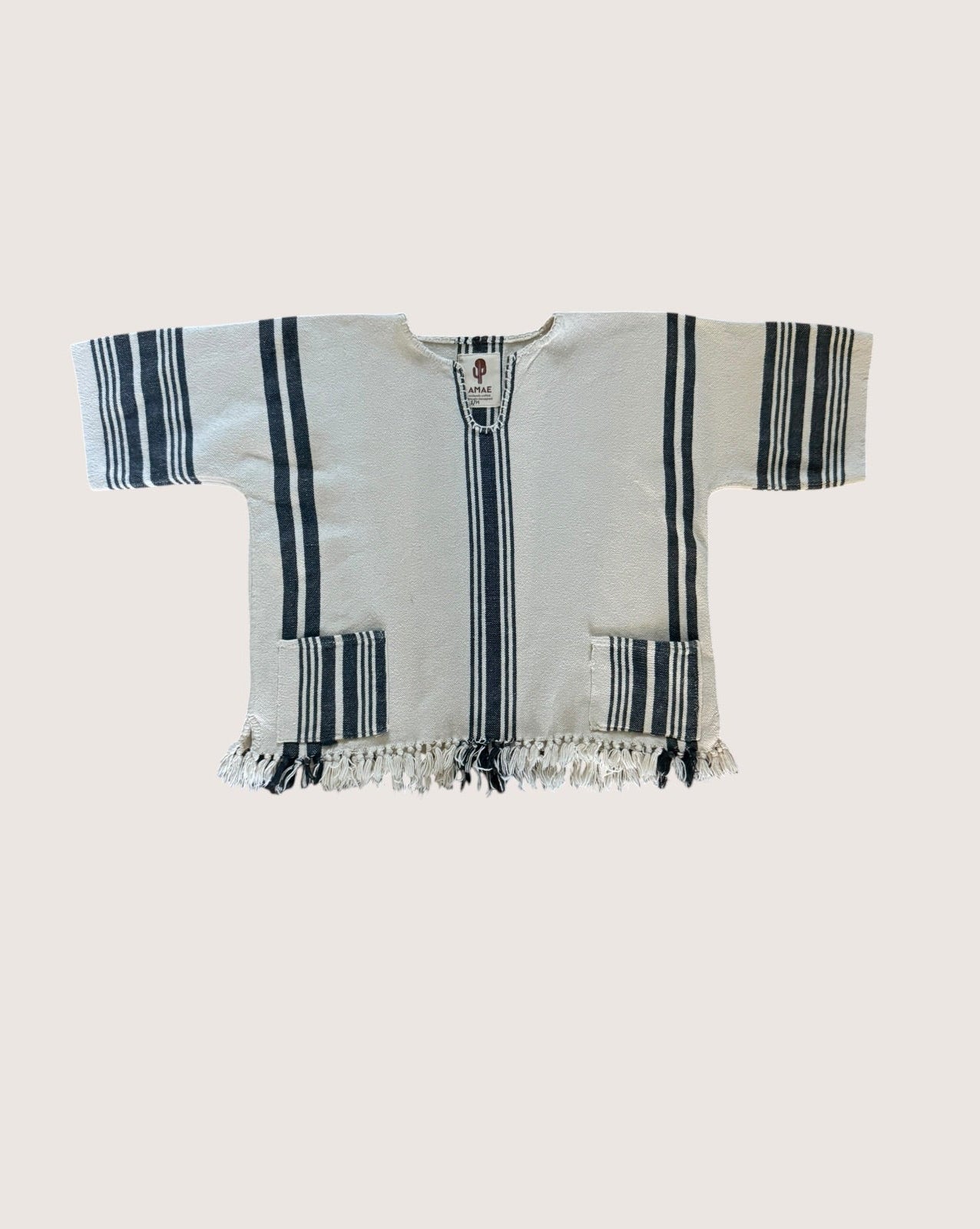 BUNDLE one: (US size 2/4)
