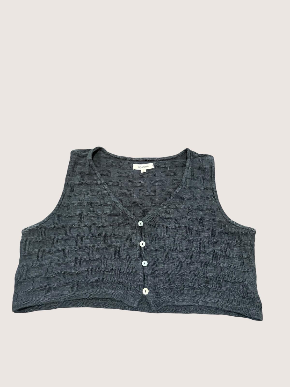 BUNDLE: vintage Levi’s 560’s, Madewell vest, and Stradivarius denim overshirt.